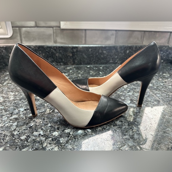 Brooks Brothers Classic Two Tone Black & White Genuine Leather Heels Size 9.5 - Picture 1 of 14